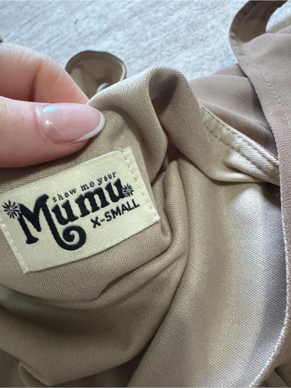 Show Me Your Mumu Kendall Maxi Dress Dune Chiffon size xs - Picture 3 of 3